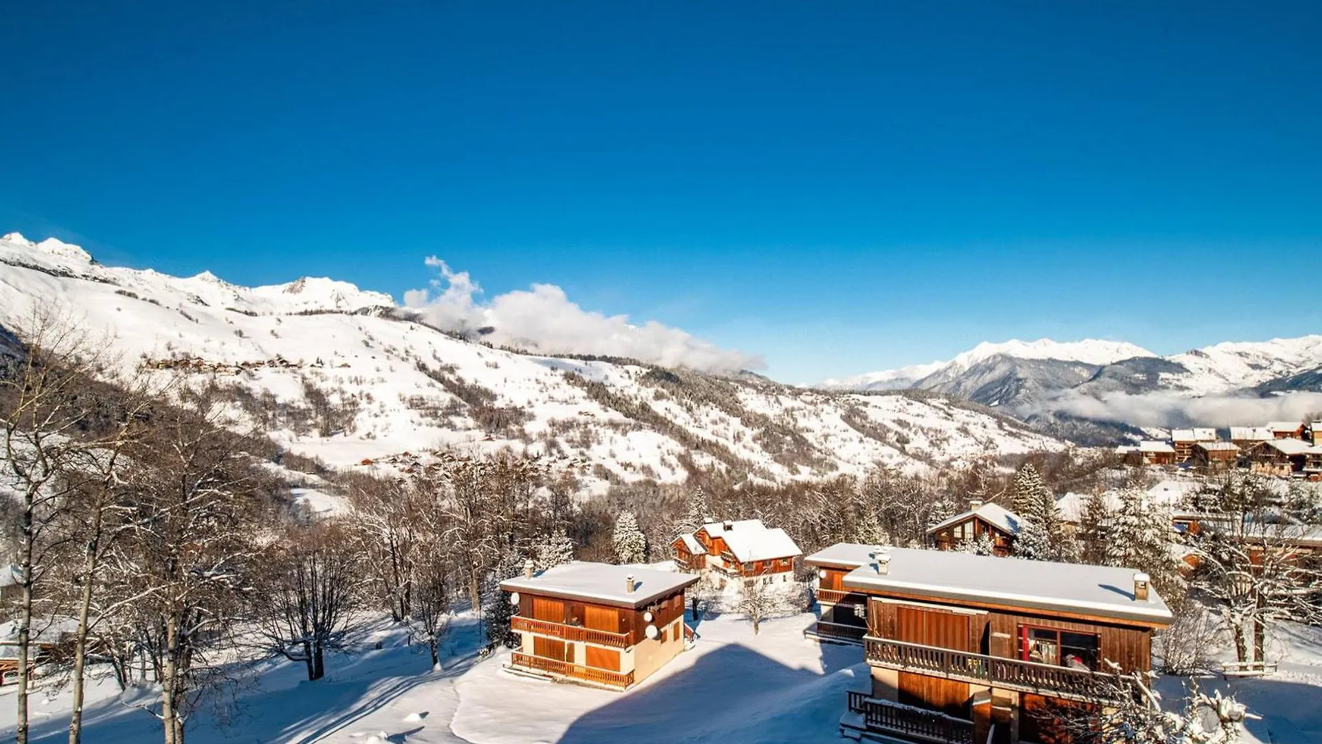 Appartement Cosy Pour 8 Pers. Avec Parking, Au Pied Des Pistes, Valmorel - Fr-1-356-493 0*,